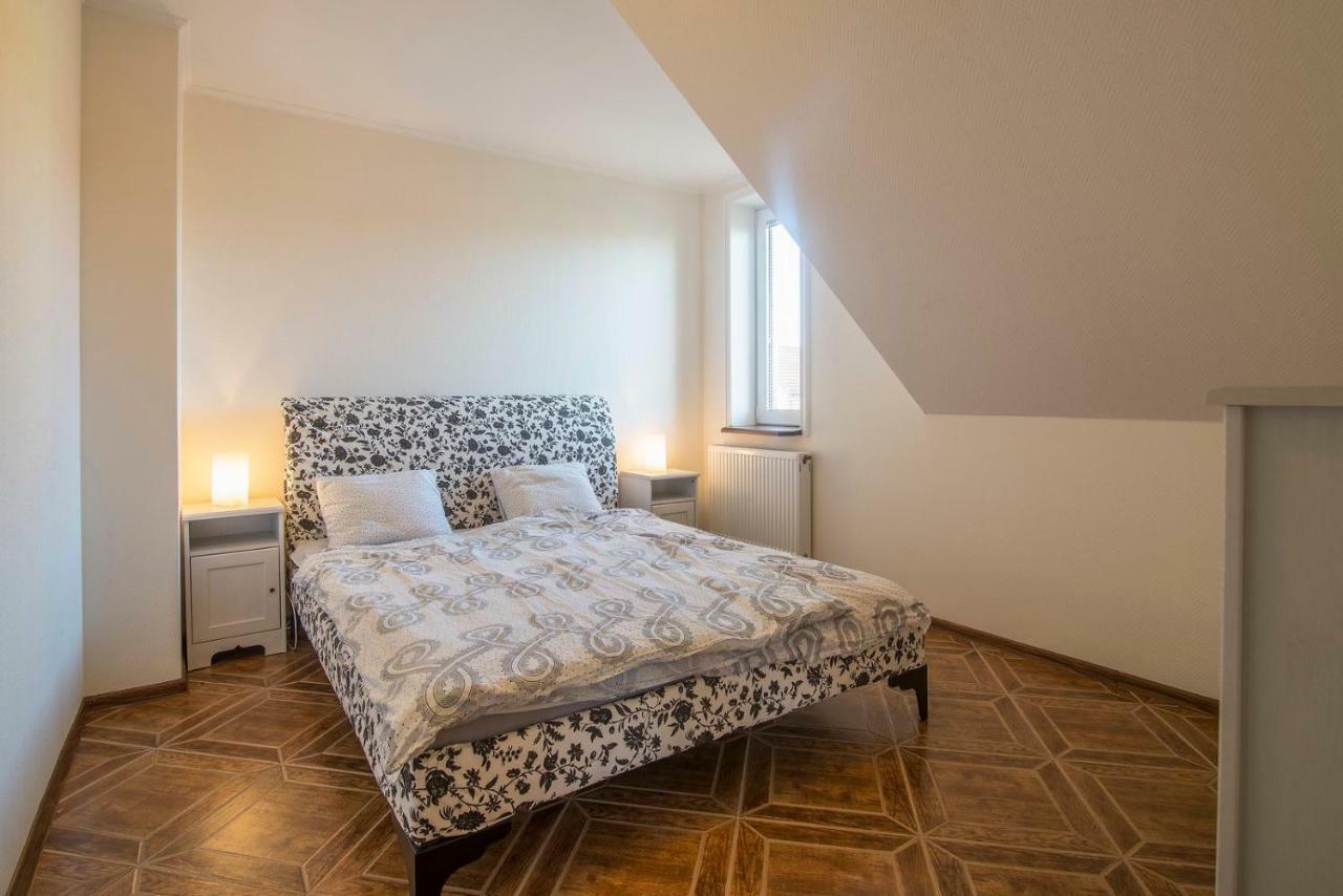 Pionow Rodzinne Apartamenty Urocza 10 Krynica Morska Eksteriør billede